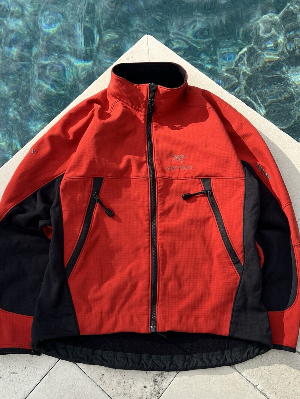 Arc’teryx Sigma LT Salsa Red Gore Windstopper Mens Medium Canada Repair Rare